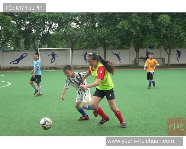 足球明星扫描画图揭秘球场传奇背后的故事与风采 足球明星扫描画图揭秘球场传奇背后的故事与风采